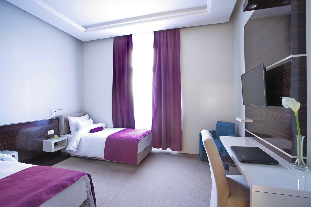 Hotel Theater Belgrade Garni Extérieur photo