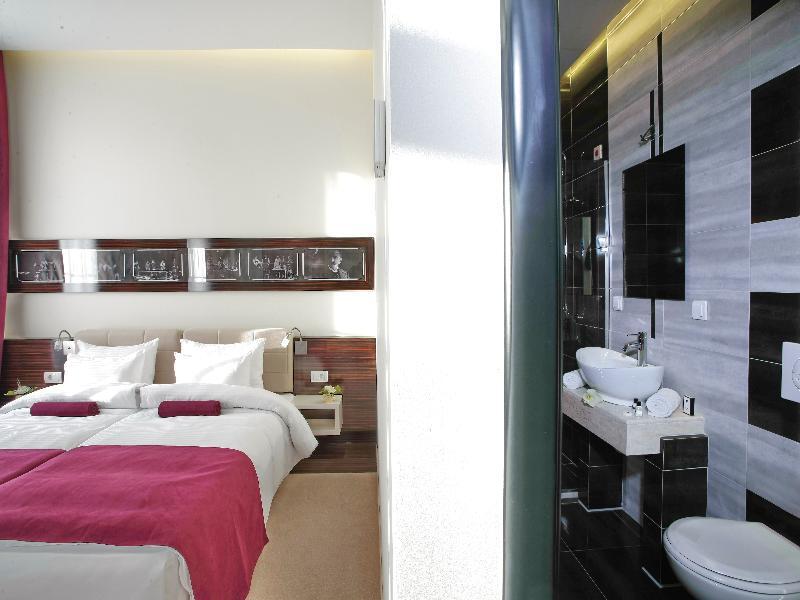 Hotel Theater Belgrade Garni Extérieur photo